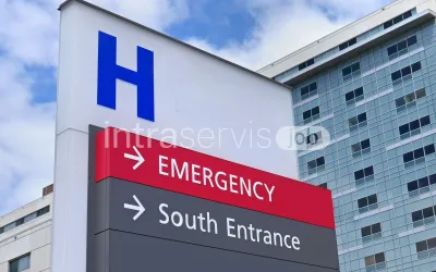 Ubezpieczenie zdrowotne w Polsce a wyjazd do pracy za granicą – jak nie stracić prawa do leczenia?