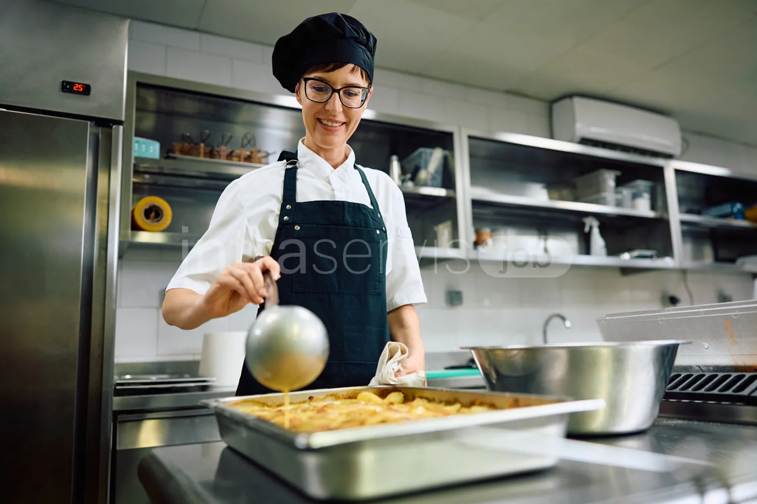 Job offer: Chef in a hotel kitchen