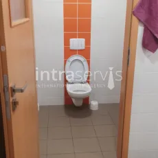 13678