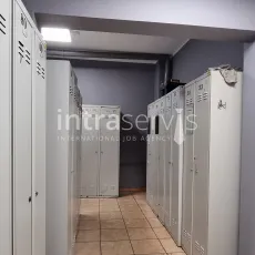 8694