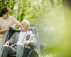 Opieka nad seniorem na wózku w Homburg (Niemcy)