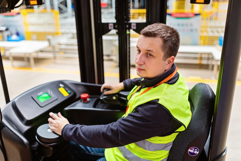 Wymóg uczestnictwa: Warunki uczestnictwa