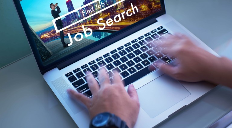 Wpis archiwalny: Gdzie szukać pracy za granicą w 2025 roku? Portale, agencje i sprawdzone metody