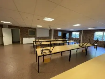 Accommodation photo 3 of 33 - Pracownik produkcji sadzonek