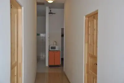 Accommodation photo 2 of 13 - Pracownik magazynu